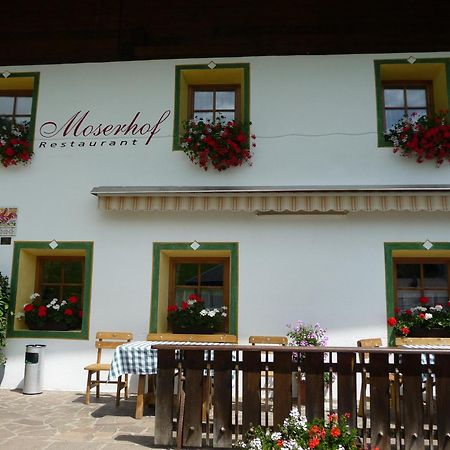 Berggasthaus Agritur Moserhof Braies  Extérieur photo